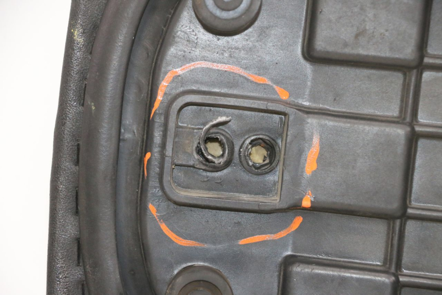 photo de SEAT KYMCO AGILITY 16+ 4T 50 (2018 - 2023) - Detailed visual inspection