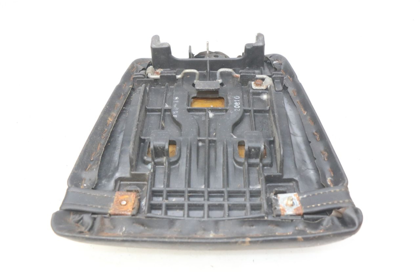photo de REAR SEAT HONDA CBR RR FIREBLADE 900 (1992 - 1994)