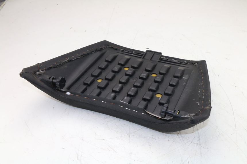 photo de REAR SEAT DAELIM S2 FI 125 (2008 - 2017)