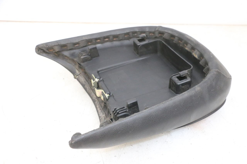 photo de REAR SEAT PEUGEOT DJANGO 4T 50 (2014 - 2019) - Alternative perspective