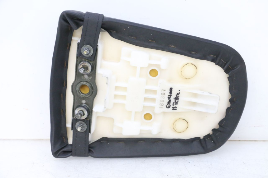 photo de REAR SEAT SUZUKI GSXR GSX-R 1000 (2003 - 2004) - Component detail