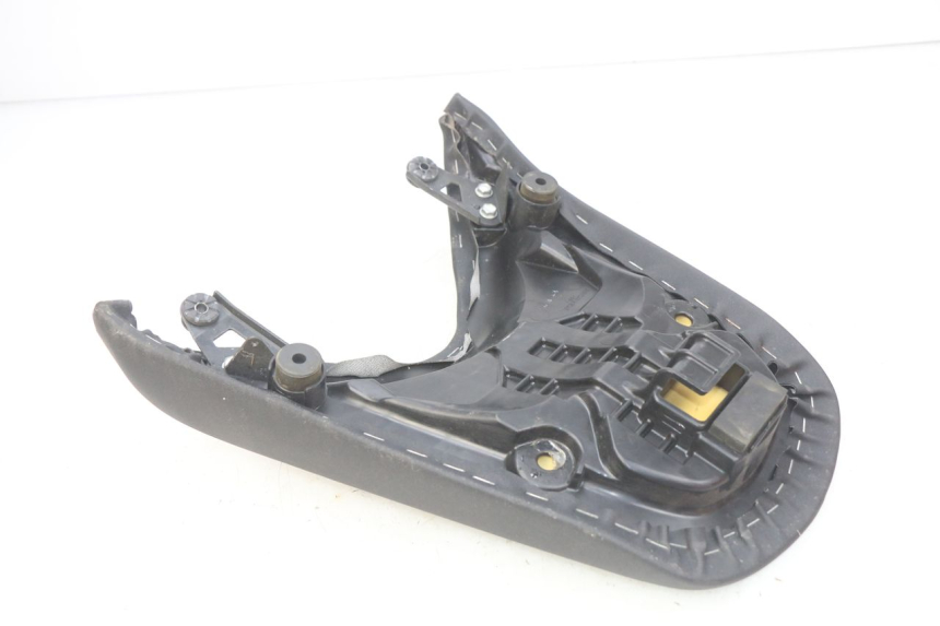 photo de REAR SEAT HONDA INTEGRA NC D 750 (2016 - 2018)