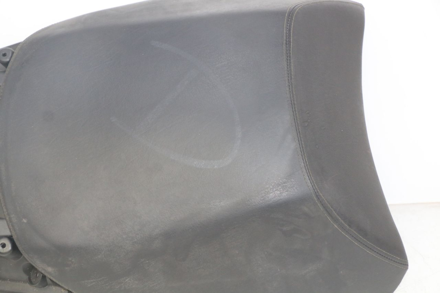 photo de REAR SEAT PEUGEOT SATELIS 125 (2010 - 2012)