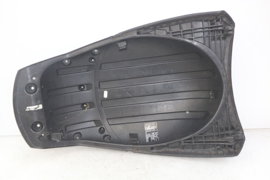 photo de REAR SEAT PEUGEOT SATELIS 125 (2010 - 2012)