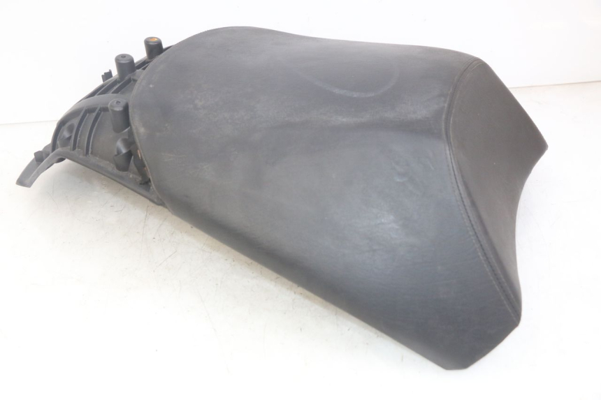 photo de REAR SEAT PEUGEOT SATELIS 125 (2010 - 2012)