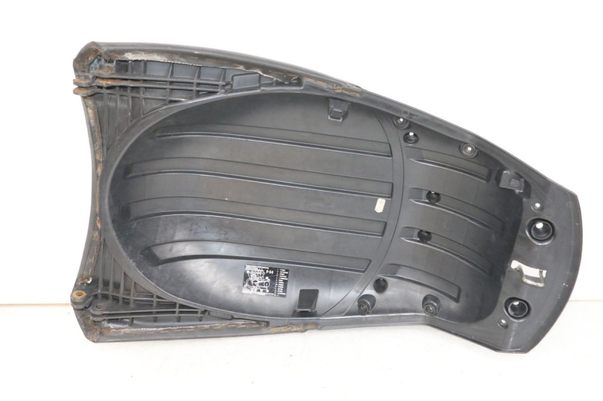 photo de REAR SEAT PEUGEOT SATELIS 125 (2010 - 2012)