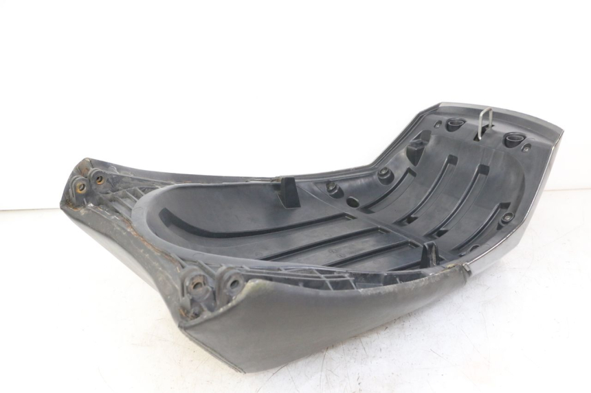 photo de REAR SEAT PEUGEOT SATELIS 125 (2010 - 2012)