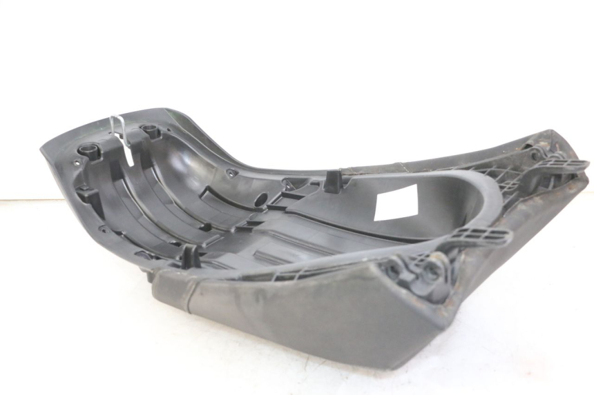 photo de REAR SEAT PEUGEOT SATELIS 125 (2013 - 2018)