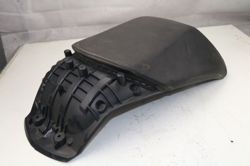 photo de REAR SEAT PEUGEOT SATELIS 125 (2010 - 2012)