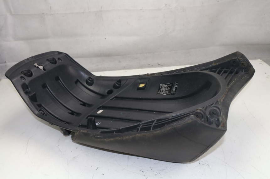 photo de REAR SEAT PEUGEOT SATELIS 125 (2010 - 2012)