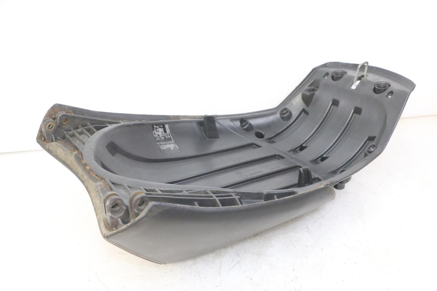 photo de REAR SEAT PEUGEOT SATELIS COMPRESSOR K15 125 (2006 - 2009)