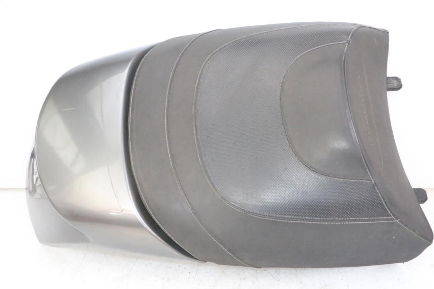 photo de REAR SEAT PEUGEOT SATELIS 125 (2013 - 2018)