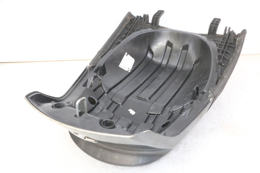 photo de REAR SEAT PEUGEOT SATELIS 125 (2013 - 2018)