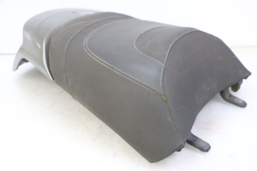 photo de REAR SEAT PEUGEOT SATELIS 125 (2013 - 2018)