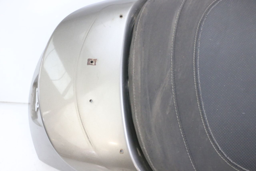 photo de REAR SEAT PEUGEOT SATELIS 125 (2013 - 2018)