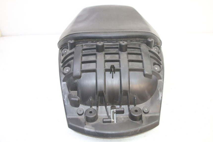 photo de REAR SEAT PEUGEOT SATELIS 250 (2006 - 2012)