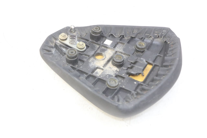 photo de REAR SEAT SYM WOLF SB 125 (2011 - 2018)