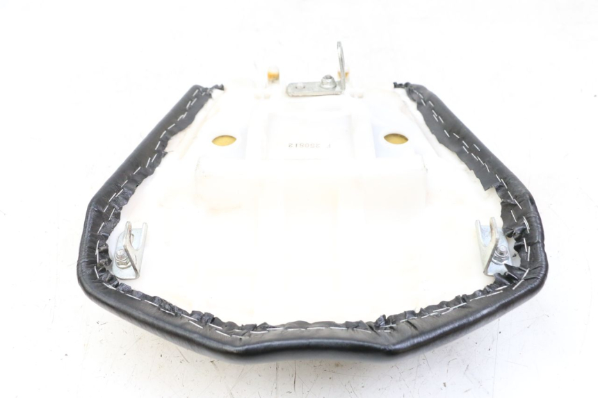 photo de REAR SEAT YAMAHA FZ1 FAZER 1000 (2007 - 2009)