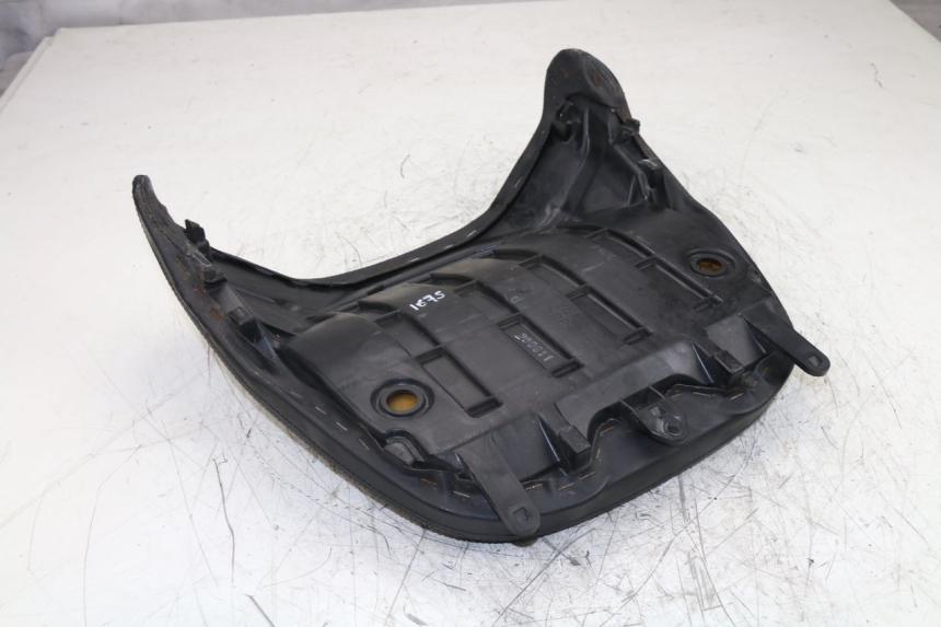 photo de REAR SEAT YAMAHA YP MAJESTY ABS 400 (2007 - 2009)