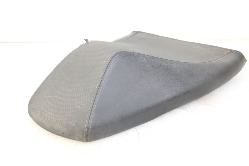 photo de FRONT SEAT QUADRO 4 4D 350 (2015 - 2018)