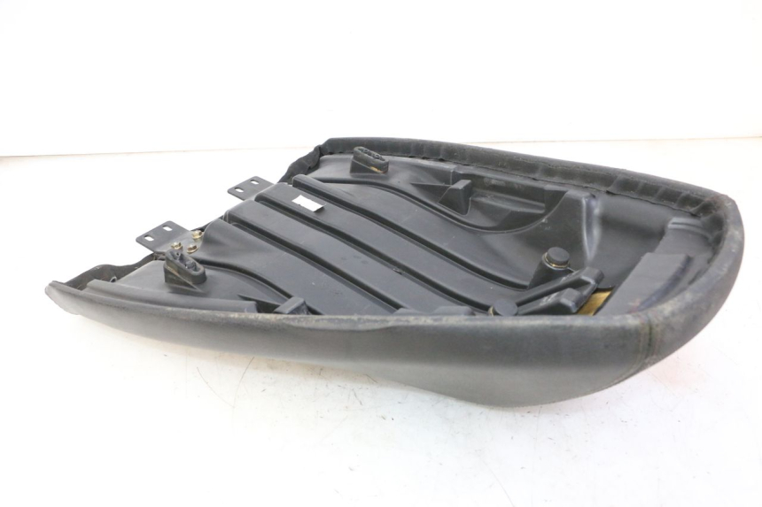 photo de FRONT SEAT QUADRO 4 4D 350 (2015 - 2018)