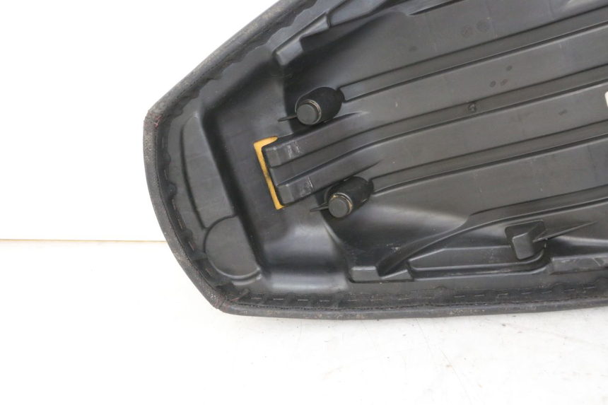 photo de FRONT SEAT QUADRO 4 4D 350 (2015 - 2018)