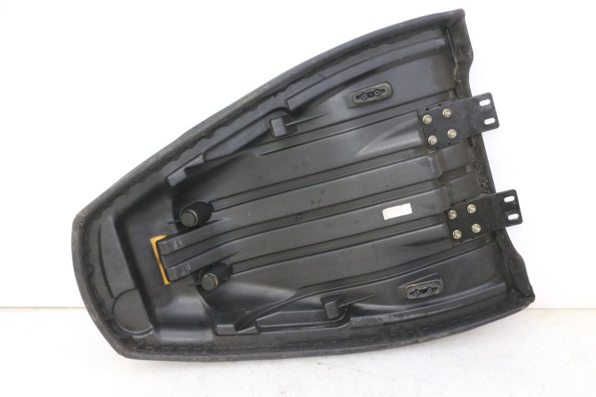 photo de FRONT SEAT QUADRO 4 4D 350 (2015 - 2018)