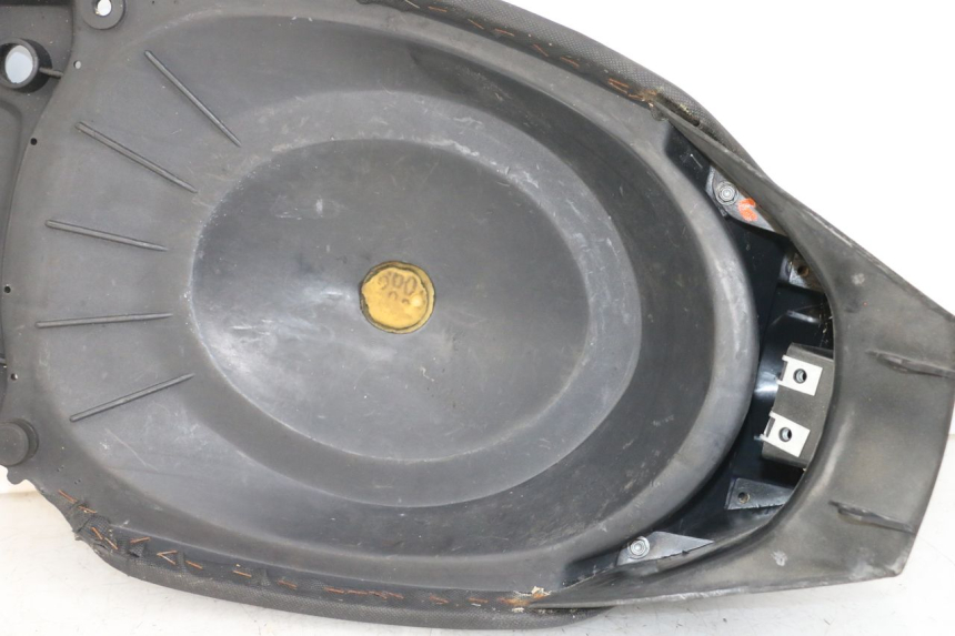 photo de FRONT SEAT APRILIA SR CARB LC 2T 50 (2004 - 2012)