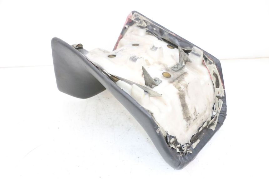 photo de FRONT SEAT KAWASAKI GPX R WARBIRD 600 (1988 - 1993) - Alternative perspective