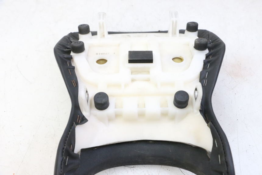 photo de FRONT SEAT SUZUKI GSR 750 (2011 - 2017)