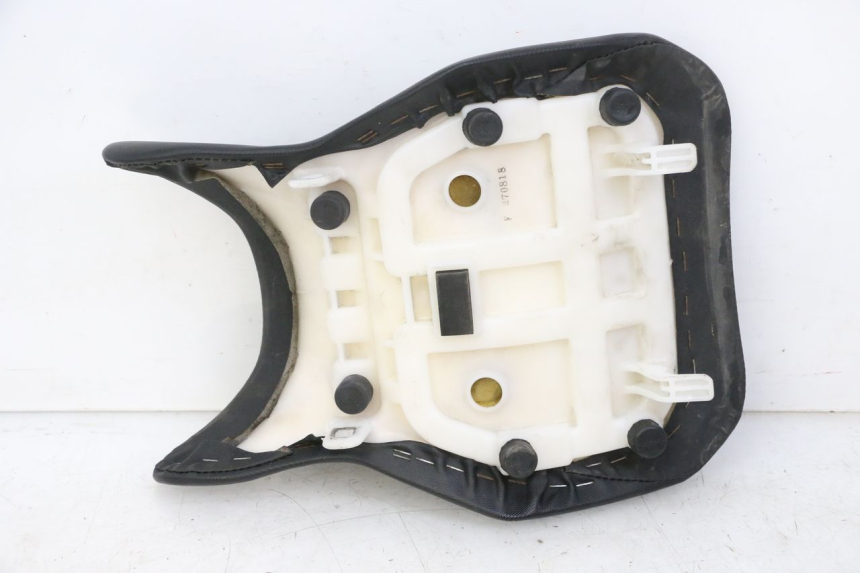 photo de FRONT SEAT SUZUKI GSR 750 (2011 - 2017)