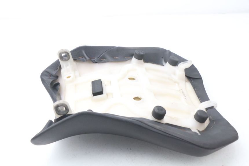 photo de FRONT SEAT SUZUKI GSX-R GSXR 750 (2011 - 2016)