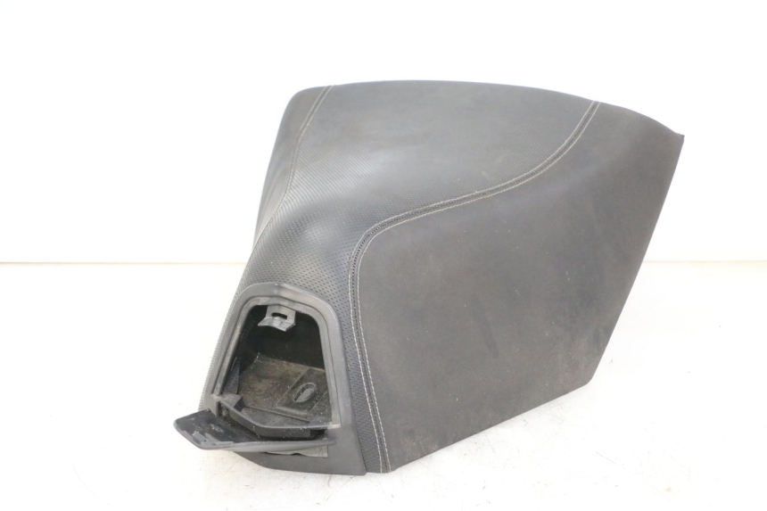 photo de FRONT SEAT PEUGEOT SATELIS 125 (2013 - 2018)