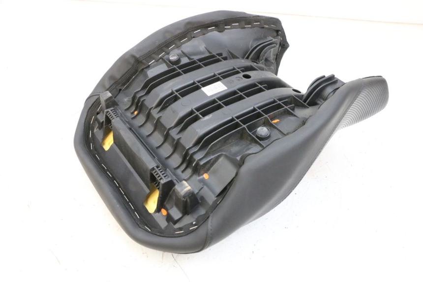 photo de FRONT SEAT BMW R GS 1250 (2021 - 2024) - Markings and original references