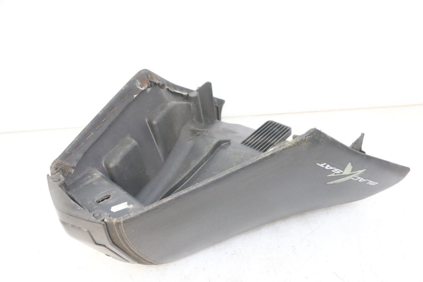 photo de FRONT SEAT PEUGEOT SATELIS COMPRESSOR K15 125 (2006 - 2009)