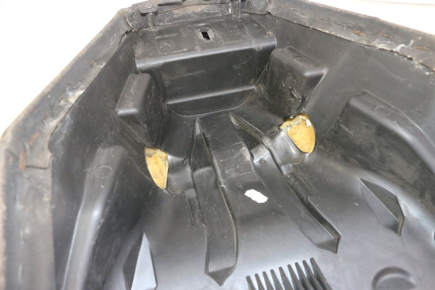 photo de FRONT SEAT PEUGEOT SATELIS 125 (2013 - 2018)