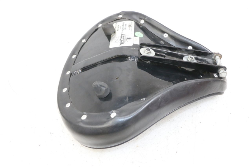 photo de FRONT SEAT HARLEY DAVIDSON SPORTSTER XL CUSTOM 1200 (2003 - 2004)