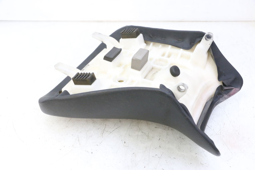 photo de FRONT SEAT SUZUKI SV S 650 (2003 - 2009)