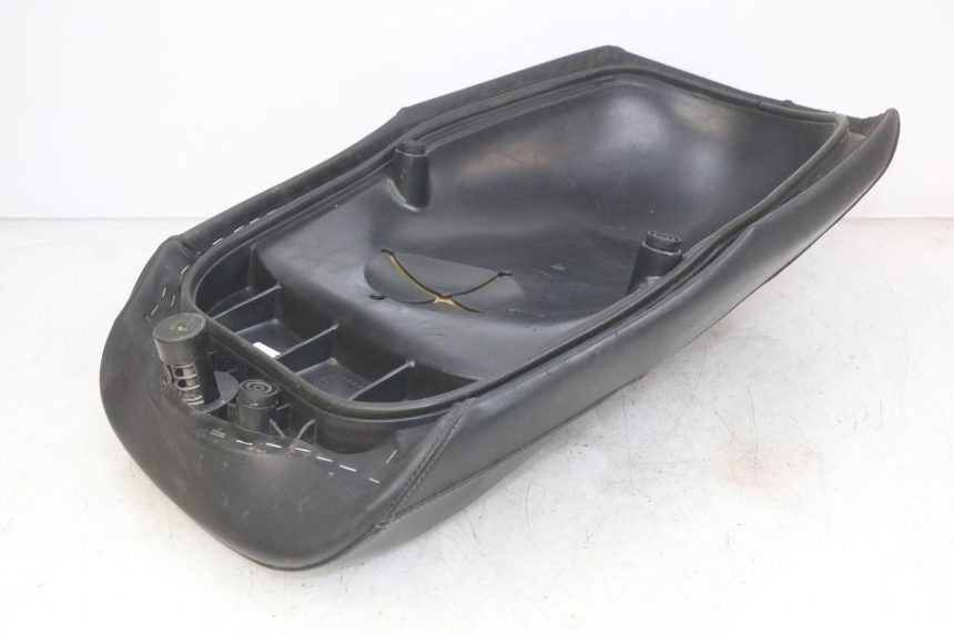 photo de FRONT SEAT YAMAHA YP MAJESTY 125 (2007 - 2010)