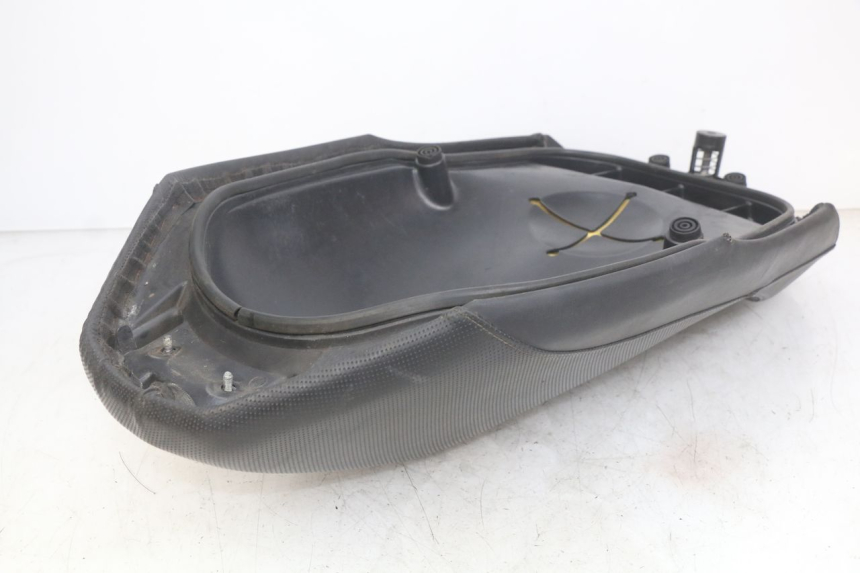 photo de FRONT SEAT YAMAHA YP MAJESTY 125 (2007 - 2010)