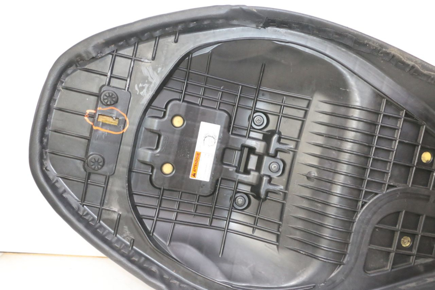 photo de SEAT SUZUKI BURGMAN 125 (2007 - 2014)