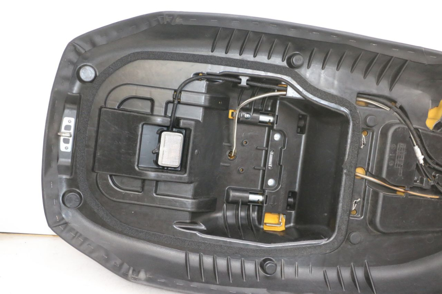 photo de SEAT SUZUKI BURGMAN 650 (2013 - 2020)