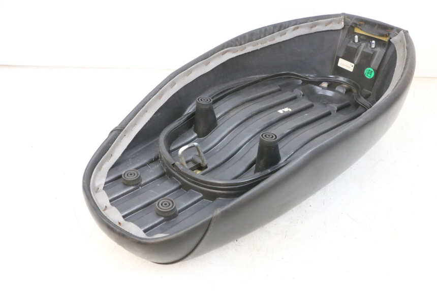 photo de SEAT YAMAHA BW'S EASY 50 (2013 - 2016) - Fixing points details