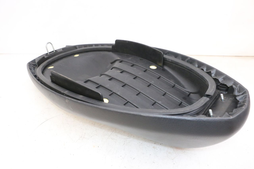 photo de SEAT MBK FLAME X 125 (2007 - 2016) - Fixing points details