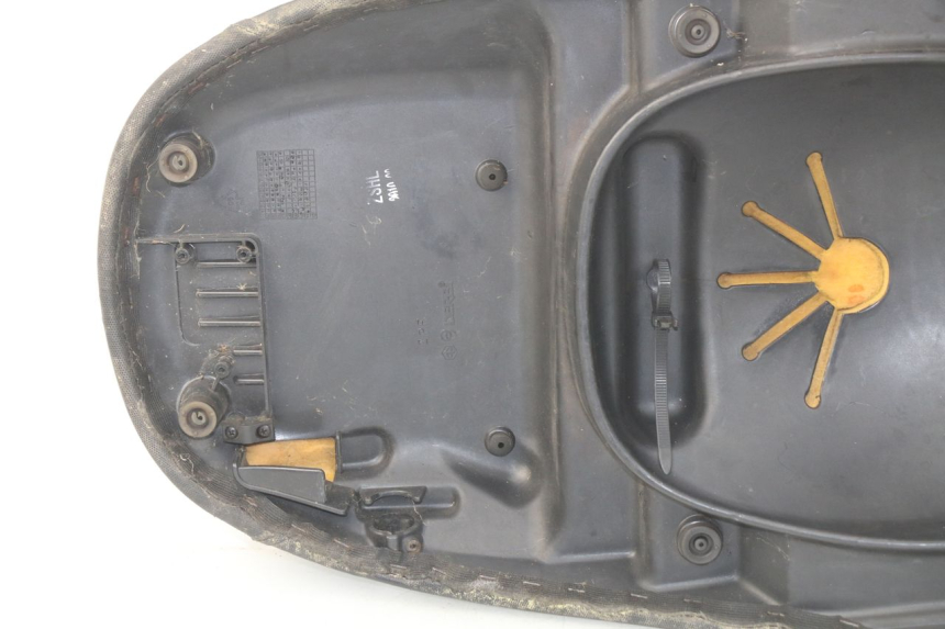 photo de SEAT PIAGGIO FLY 2T 50 (2004 - 2017)