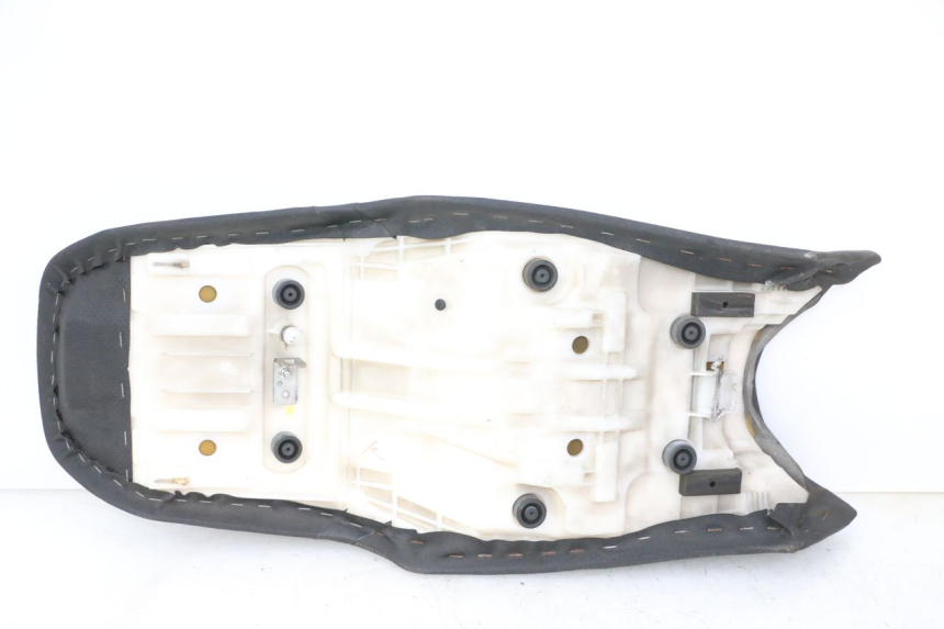 photo de SEAT YAMAHA FZ6 FAZER S2 600 (2007 - 2011)