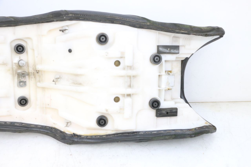 photo de SEAT YAMAHA FZ6 N FAZER 600 (2004 - 2006)