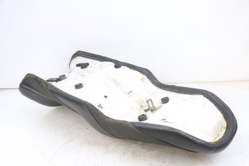 photo de SEAT YAMAHA FZ6 N FAZER 600 (2004 - 2006)
