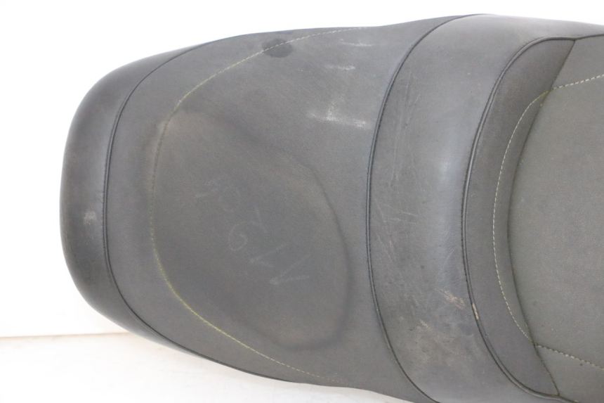 photo de SEAT YAMAHA FZ6 N FAZER 600 (2004 - 2006)