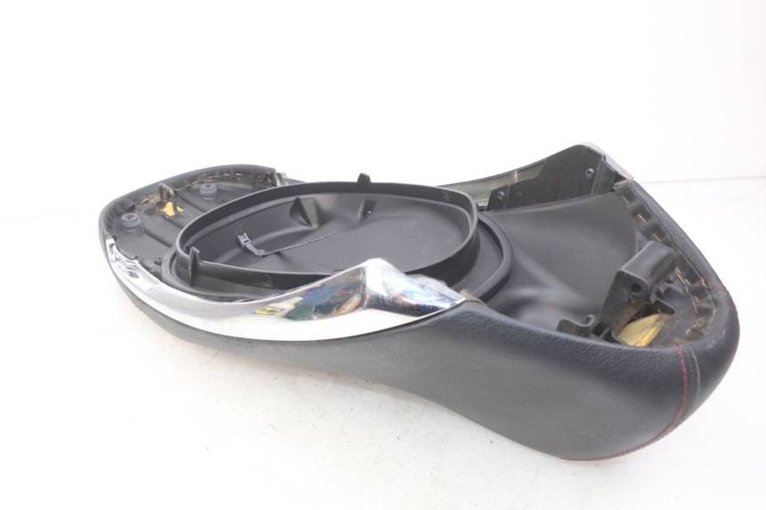 photo de SEAT PIAGGIO LIBERTY IGET 4T 50 (2015 - 2020) - Technical close-up